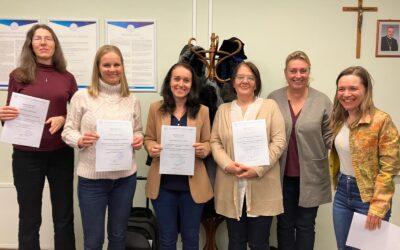 Hitre nevelés angolórán játékokkal